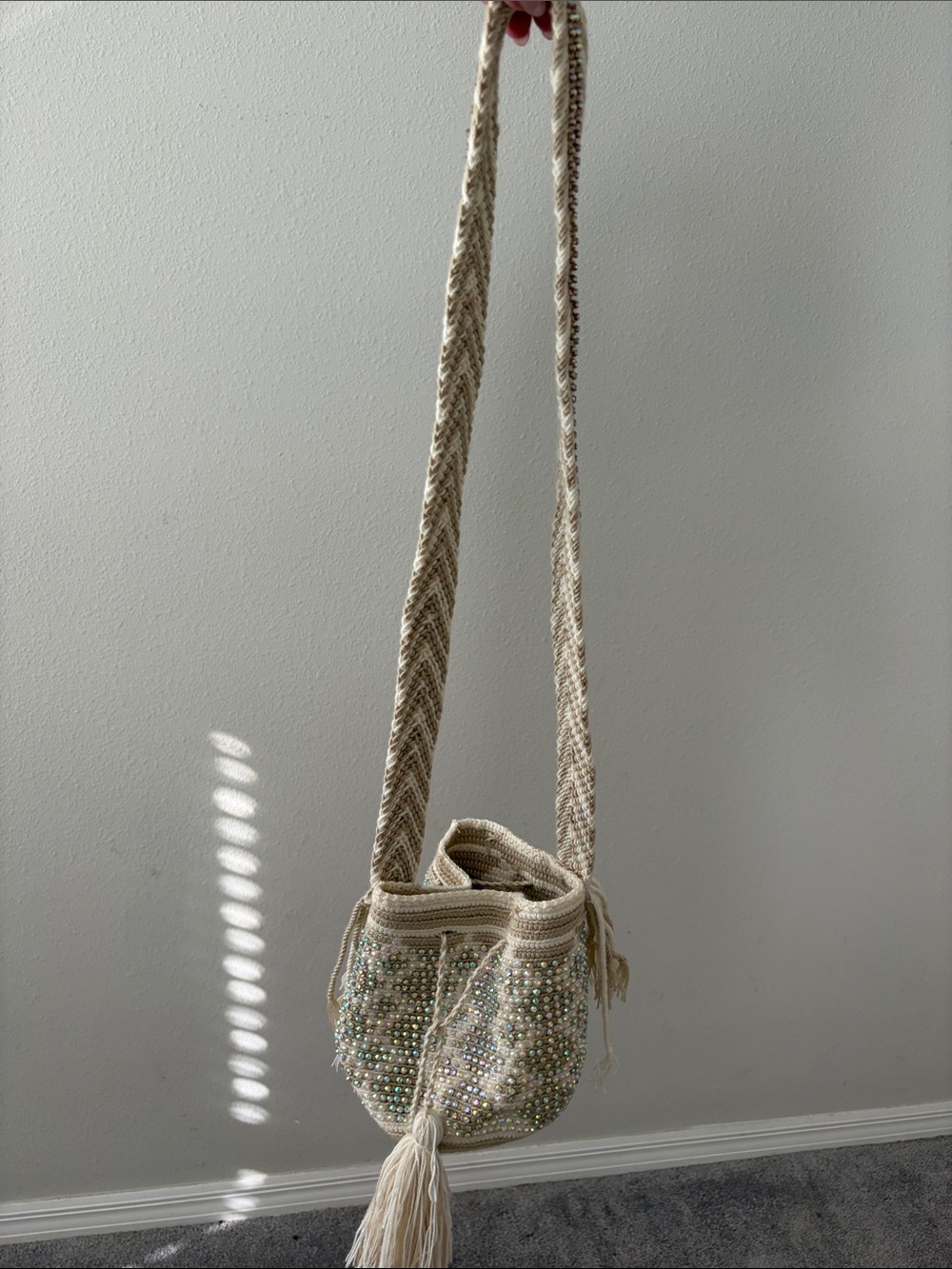 Beaded Cream Crossbody Bucket Bag with Tassel